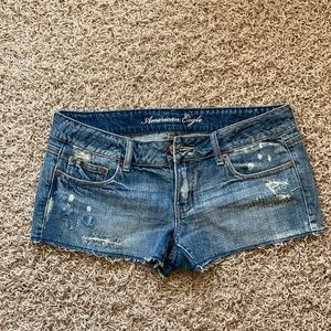 AMERICAN EAGLE Jean shorts - size 8